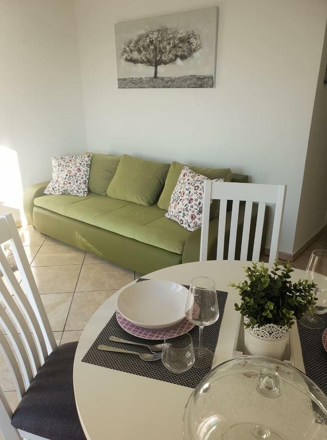 E&M Apartment Senj  Ngoại thất bức ảnh